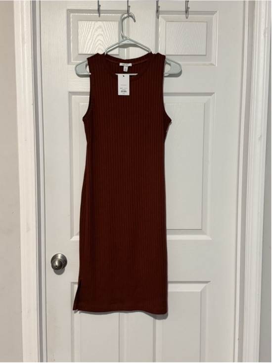 Nine West Dresses & Skirts - Nine West Women’s Ribbed Sleeveless Midi Dress Medium Rust Red New Summer Vacay